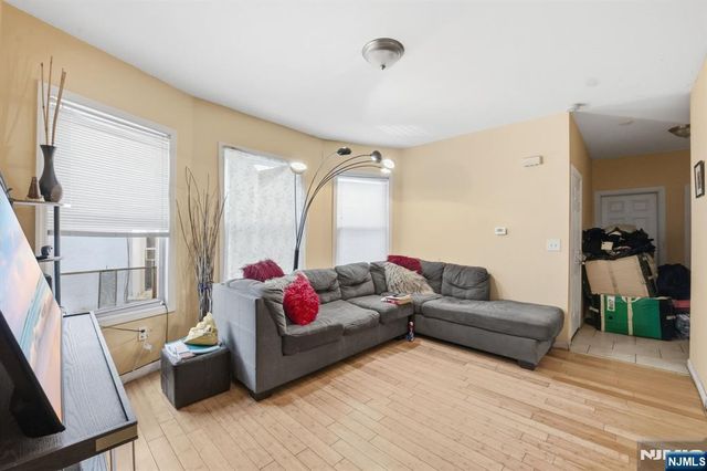 38 Mapes Avenue, Newark, NJ 07112