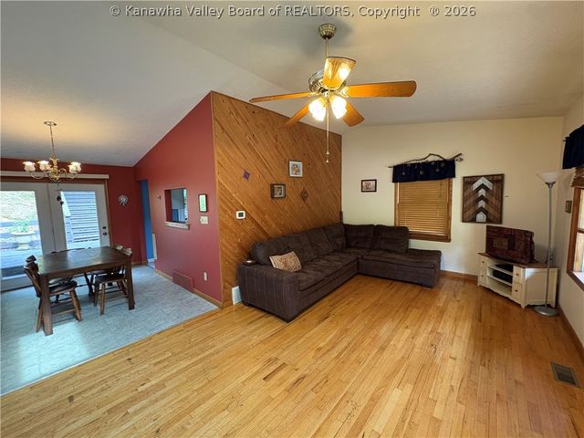 103 Castle Drive, Charleston, WV 25313