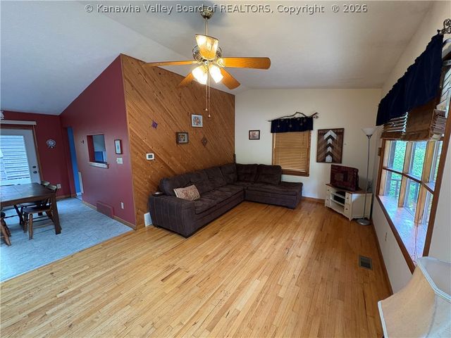 103 Castle Drive, Charleston, WV 25313
