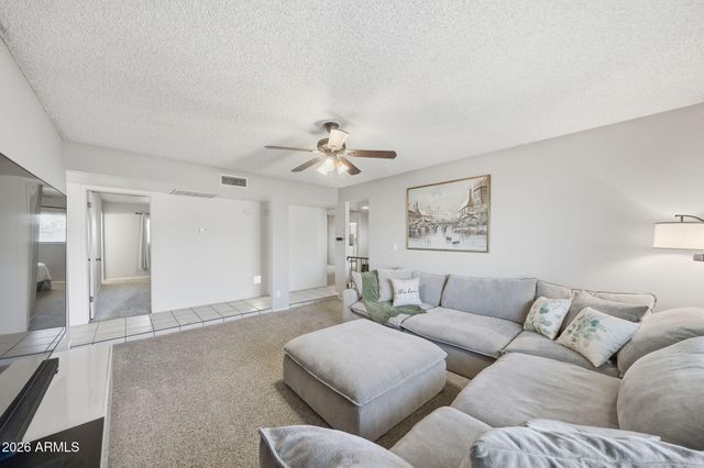 4733 W AIRE LIBRE Avenue, Glendale, AZ 85306