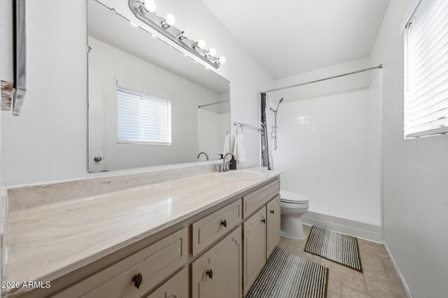 4733 W AIRE LIBRE Avenue, Glendale, AZ 85306