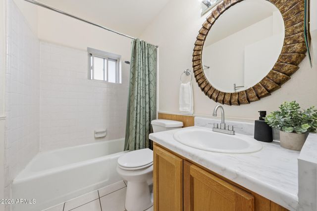 4733 W AIRE LIBRE Avenue, Glendale, AZ 85306