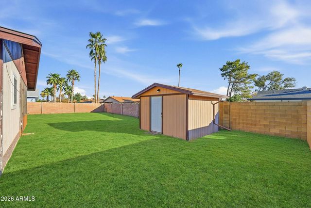 4733 W AIRE LIBRE Avenue, Glendale, AZ 85306