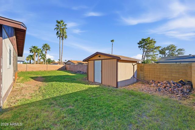 4733 W AIRE LIBRE Avenue, Glendale, AZ 85306