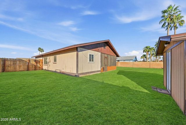 4733 W AIRE LIBRE Avenue, Glendale, AZ 85306