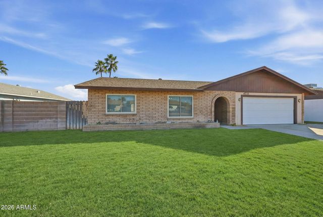 4733 W AIRE LIBRE Avenue, Glendale, AZ 85306