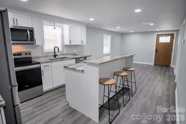 2702 W Stage Coach Trail, Shelby, NC 28150