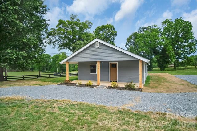 2702 W Stage Coach Trail, Shelby, NC 28150