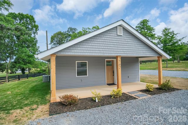 2702 W Stage Coach Trail, Shelby, NC 28150