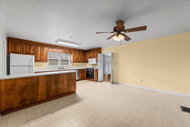 127 SW M.L.K. Jr Drive, Crawfordville, GA 30631