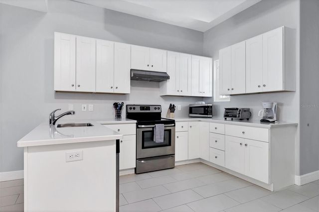 3702 54TH DRIVE W 203, Bradenton, FL 34210