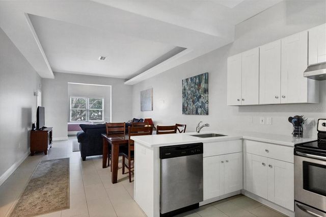 3702 54TH DRIVE W 203, Bradenton, FL 34210