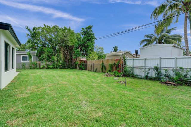 2301 Alcazar Drive, Miramar, FL 33023