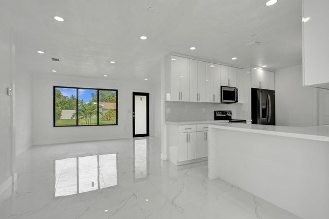 2301 Alcazar Drive, Miramar, FL 33023