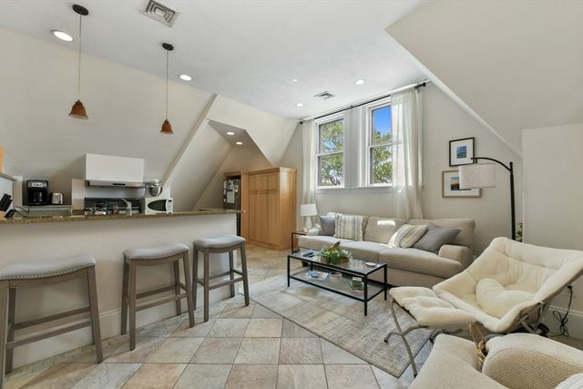 1774 Beacon Street 6, Brookline, MA 02445