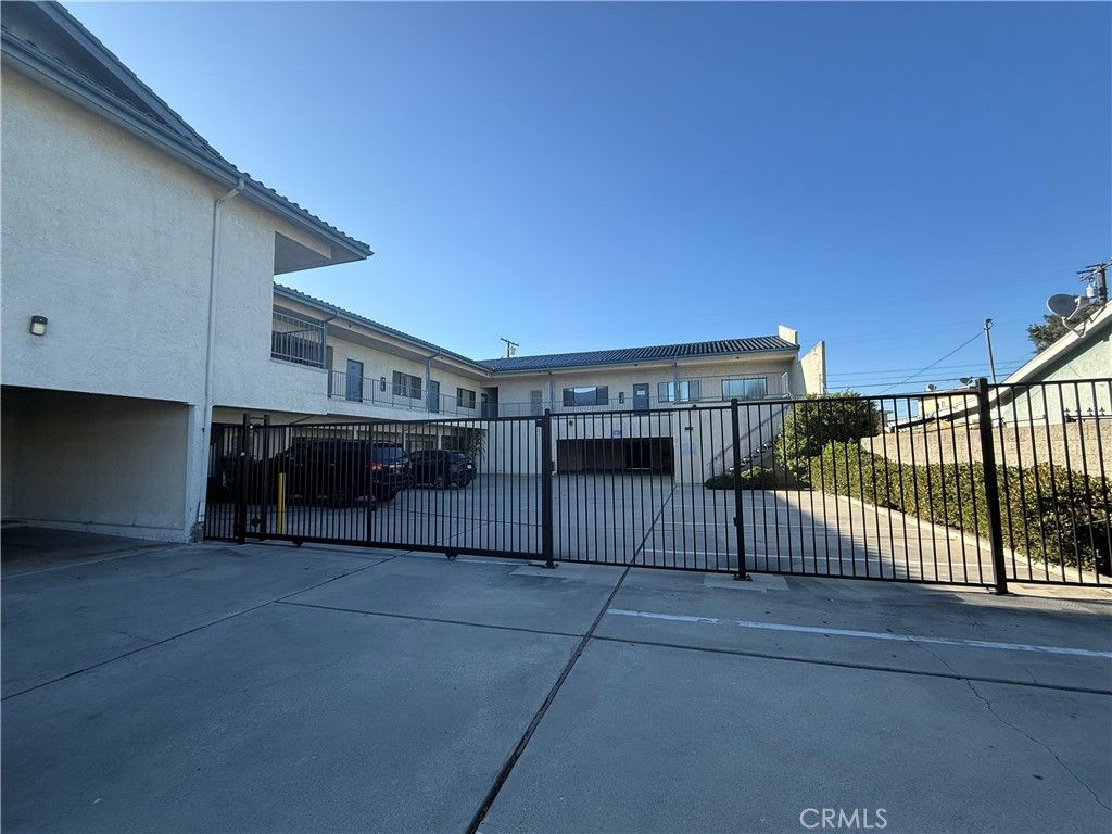 1233 W Gardena 203, Gardena, CA 90247 — photo 2