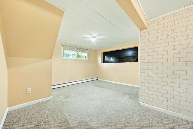835 7th Street, West Babylon, NY 11704