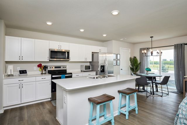 4727 170th Place, Urbandale, IA 50323