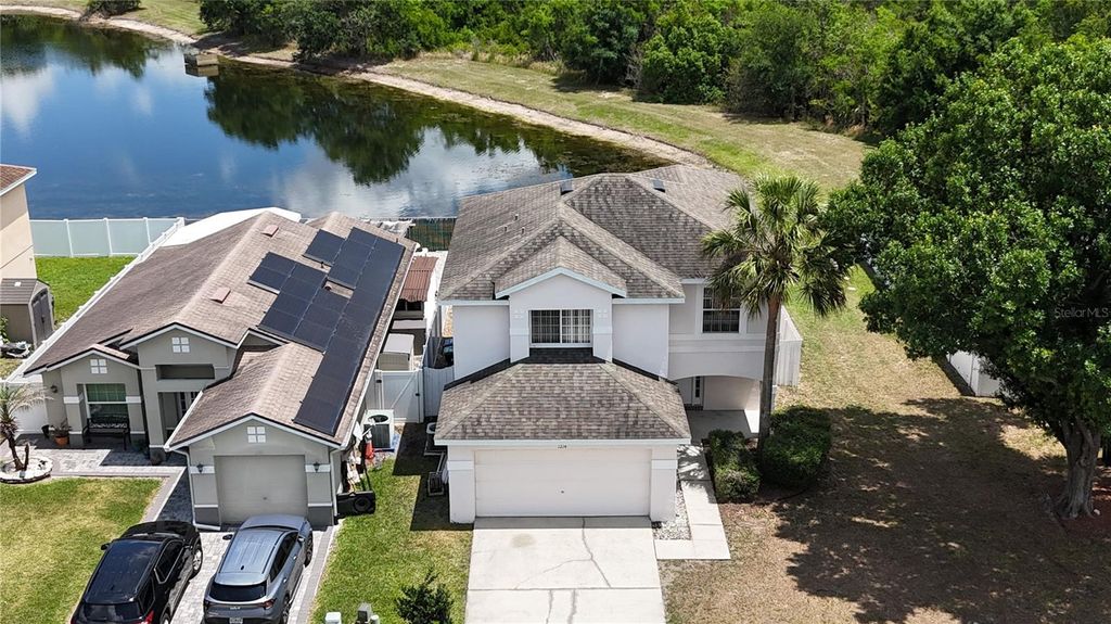 Image 3 of property listing at 1214 TIMBERBEND CIRCLE, Orlando, FL 32824