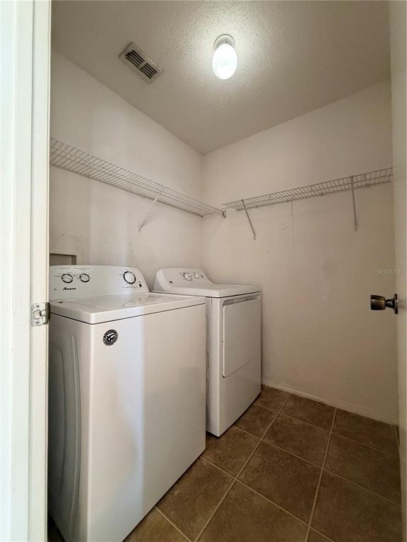 Image 24 of property listing at 1214 TIMBERBEND CIRCLE, Orlando, FL 32824