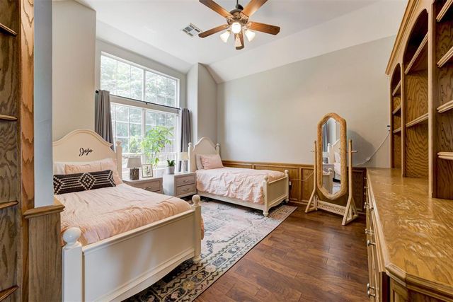 2301 Saint Annes Drive, Edmond, OK 73034