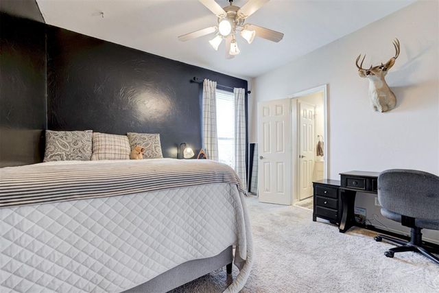2301 Saint Annes Drive, Edmond, OK 73034