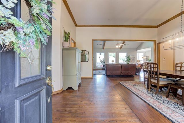 2301 Saint Annes Drive, Edmond, OK 73034