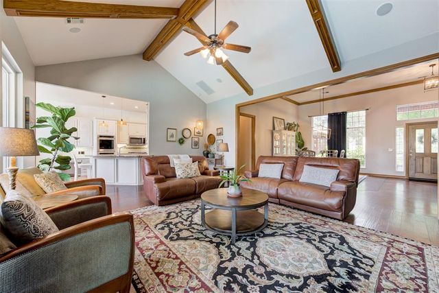 2301 Saint Annes Drive, Edmond, OK 73034