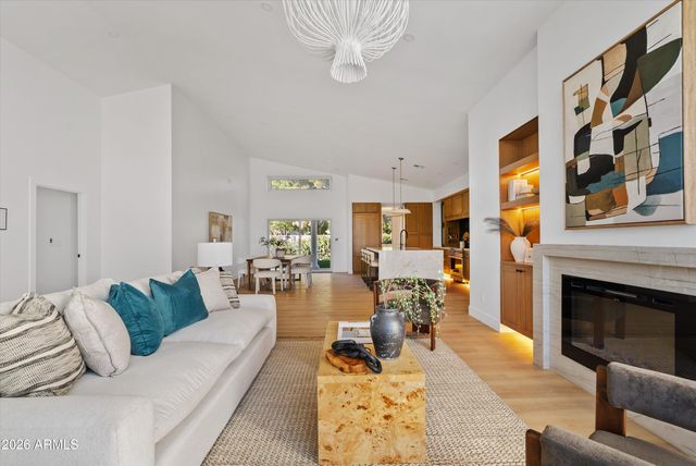 4928 E PARADISE Lane, Scottsdale, AZ 85254