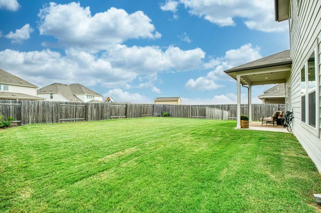 1013 Bluejack WAY, Hutto, TX 78634