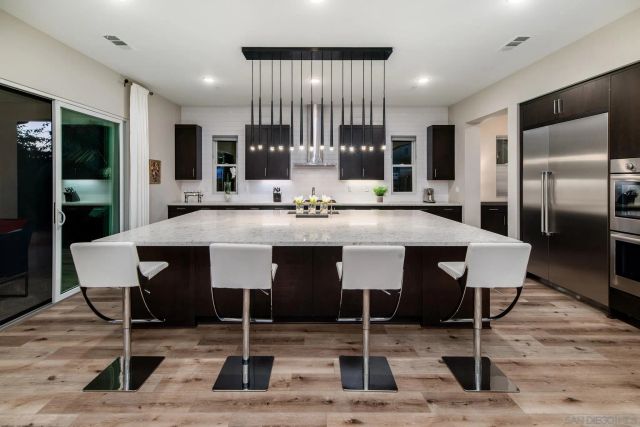 6203 Sunrose Crest Way, San Diego, CA 92130