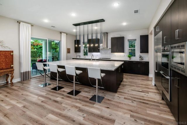 6203 Sunrose Crest Way, San Diego, CA 92130