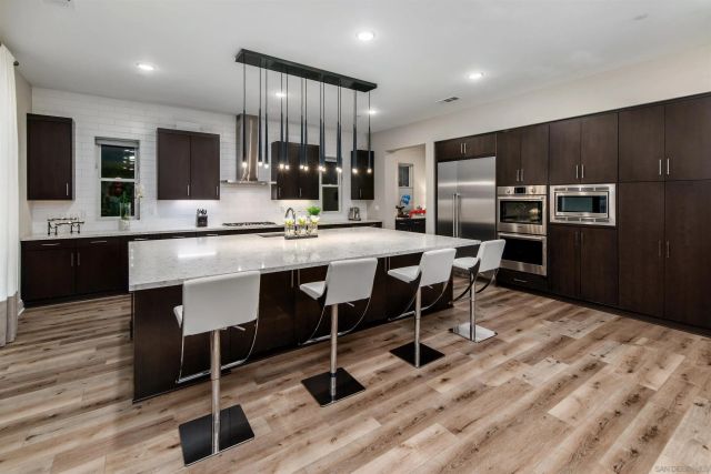 6203 Sunrose Crest Way, San Diego, CA 92130