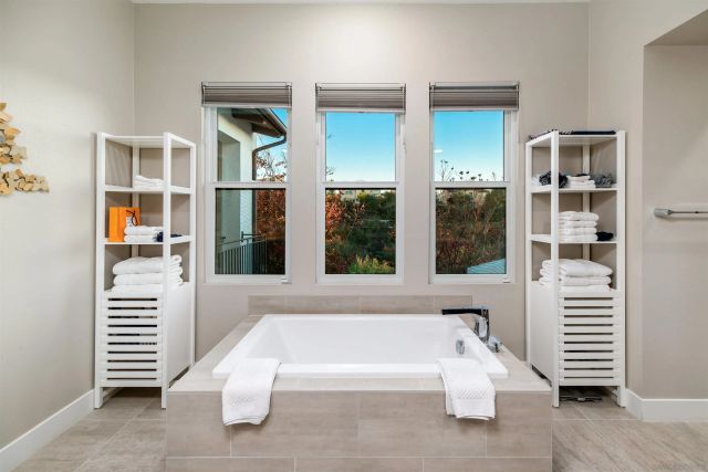 6203 Sunrose Crest Way, San Diego, CA 92130