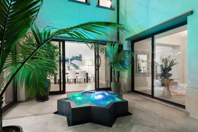 6203 Sunrose Crest Way, San Diego, CA 92130