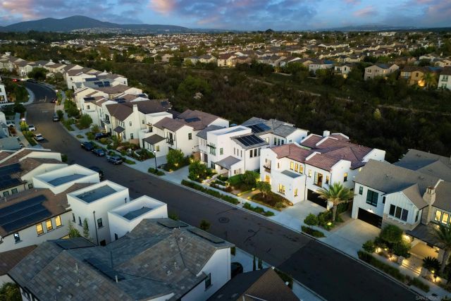 6203 Sunrose Crest Way, San Diego, CA 92130
