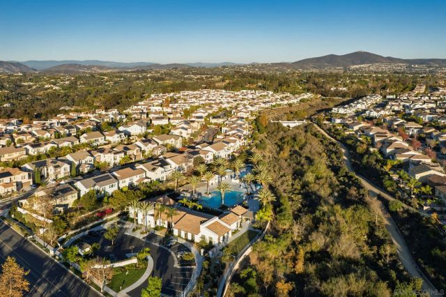 6203 Sunrose Crest Way, San Diego, CA 92130