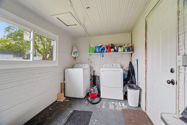 802 DEPOT STREET, Manawa, WI 54949