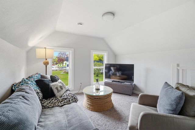 802 DEPOT STREET, Manawa, WI 54949