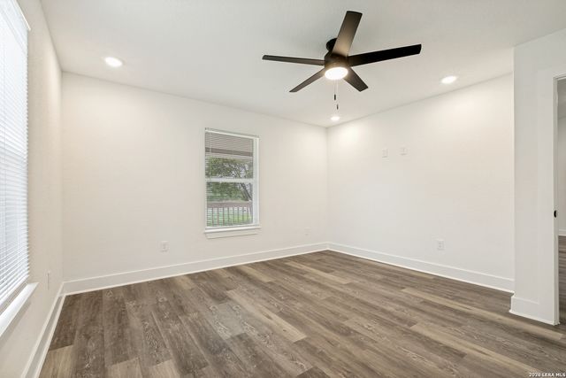 3065 VALLEY RD, San Antonio, TX 78221