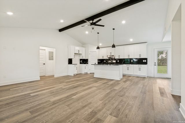 3065 VALLEY RD, San Antonio, TX 78221