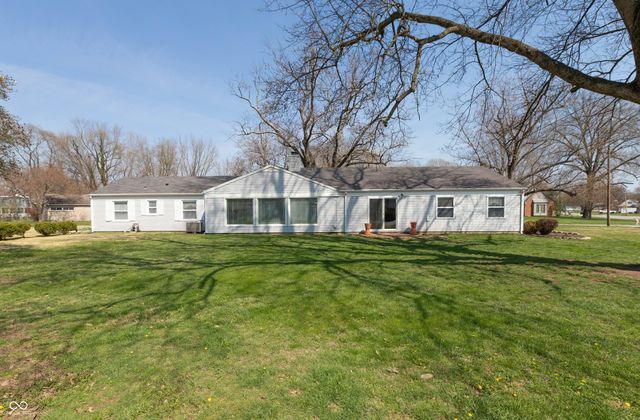 831 North Drive, Seymour, IN 47274