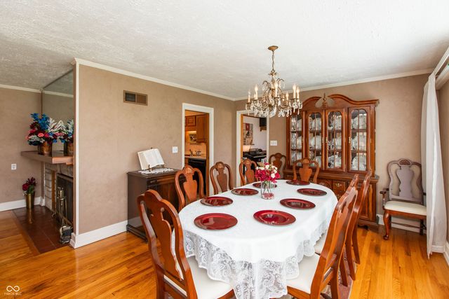 831 North Drive, Seymour, IN 47274