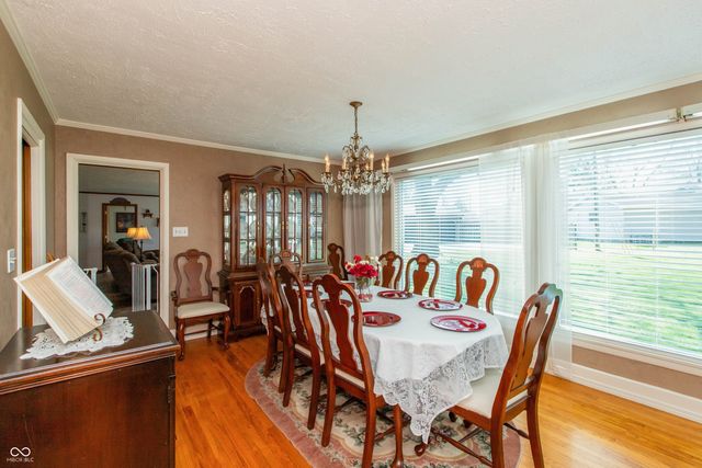 831 North Drive, Seymour, IN 47274