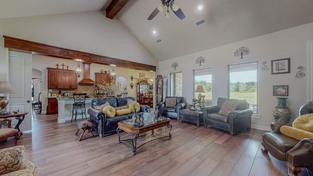 15360 Hercules Drive, Beaumont, TX 77713