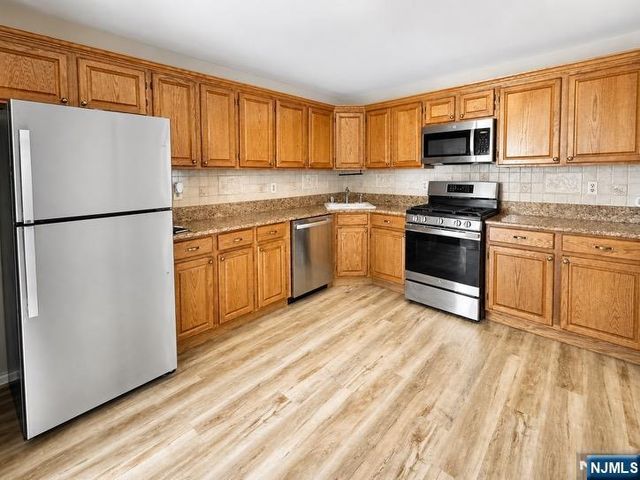 774 Sassafras Court, Mahwah, NJ 07430