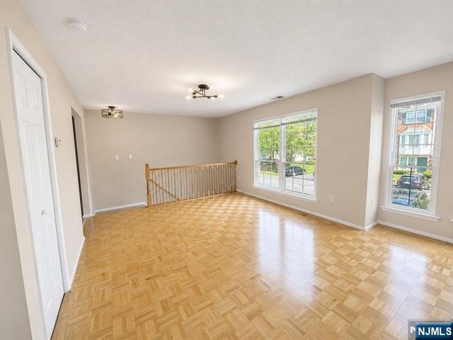 774 Sassafras Court, Mahwah, NJ 07430