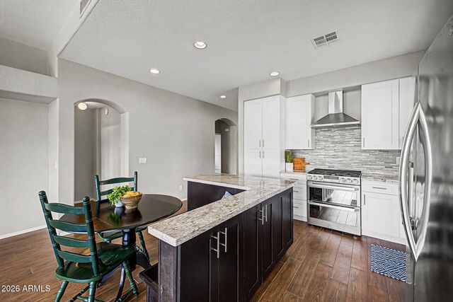 6245 E MILLS Street, Mesa, AZ 85215