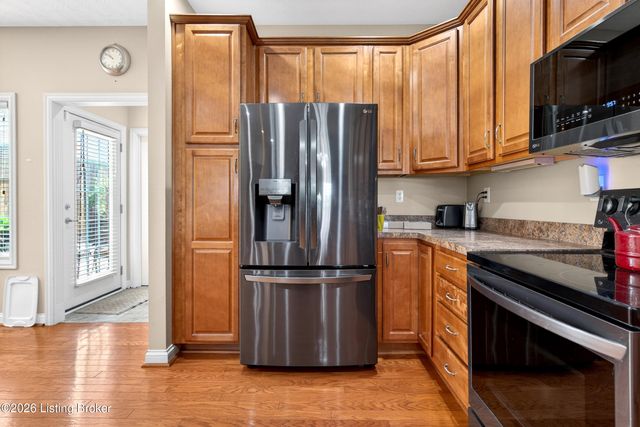 1124 Grazing Meadows Ln, Louisville, KY 40245