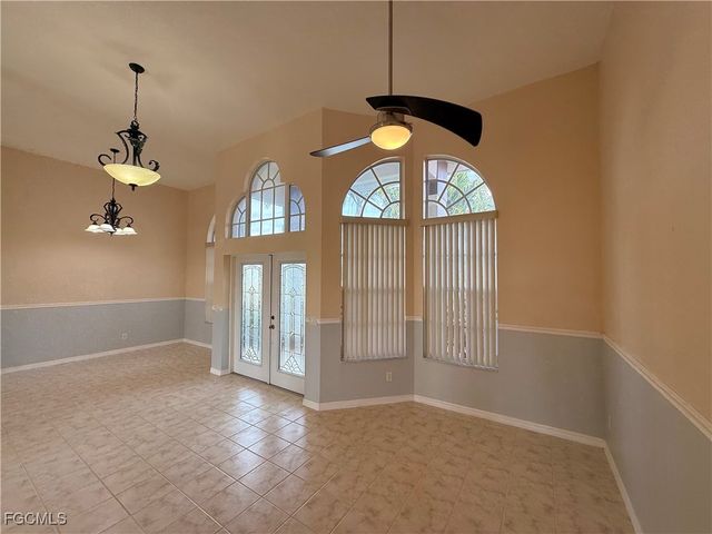 1700 SW 30th TER, Cape Coral, FL 33914